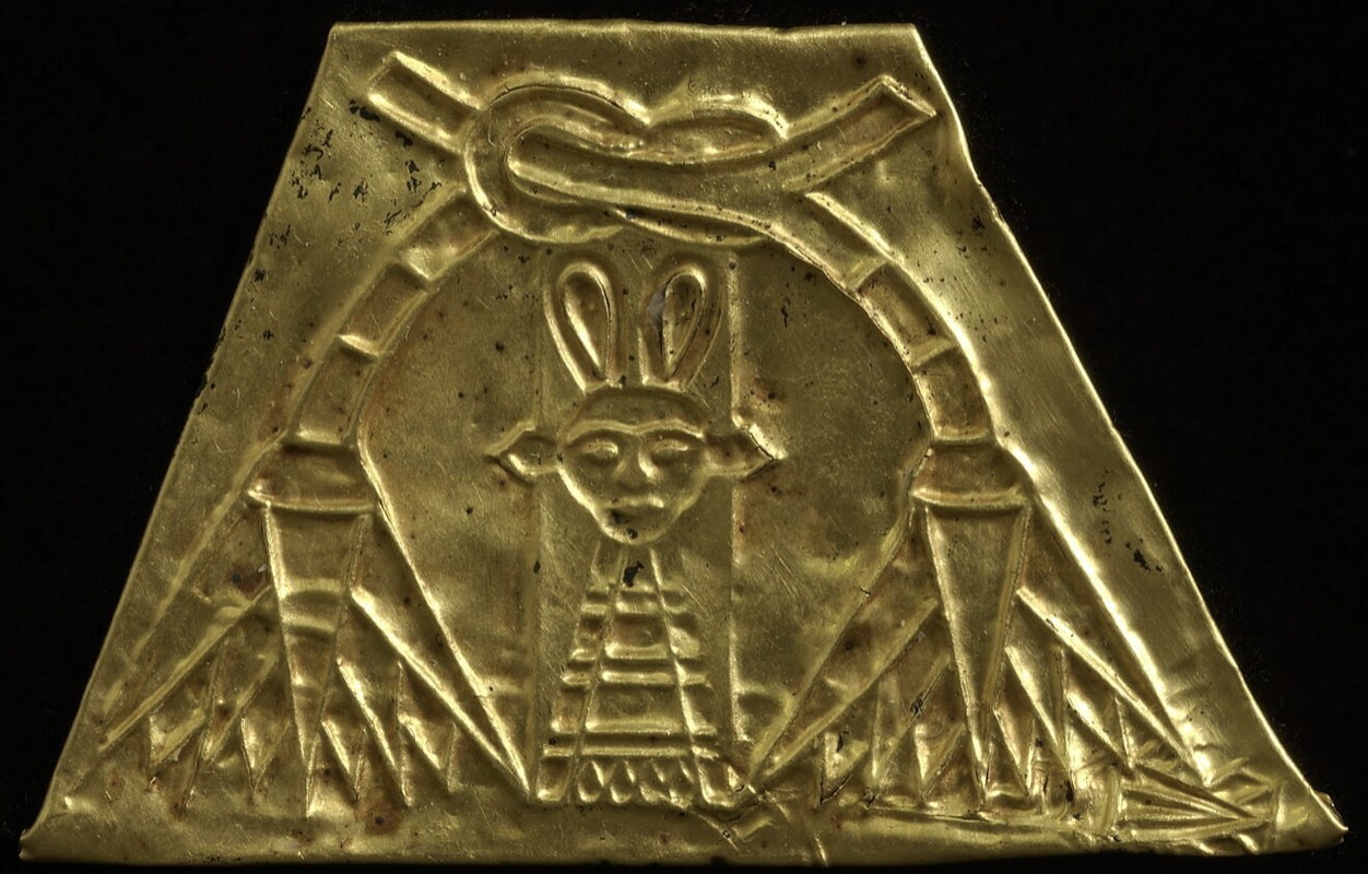Bat - Gold amuletic plaquette Bat - Gold amuletic plaquette