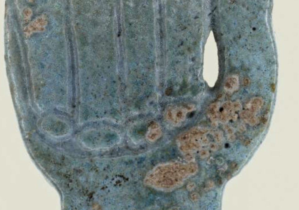 hand of nut blue glaze british museum