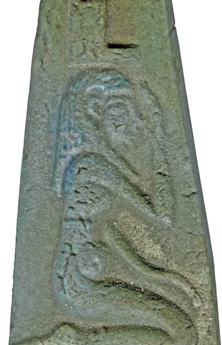 Isis mourning - Green glaze flat back