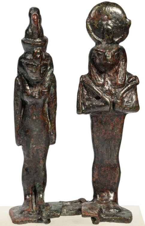 Copper alloy dyad of Mut and Khonsu, front Copper alloy dyad of Mut and Khonsu, front