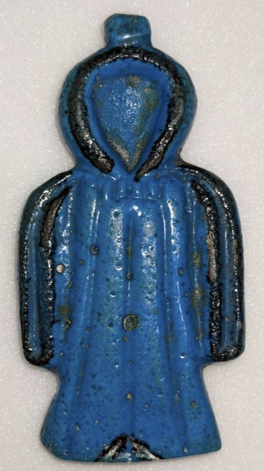 Unusual blue/black glaze Isis knot Unusual blue/black glaze Isis knot
