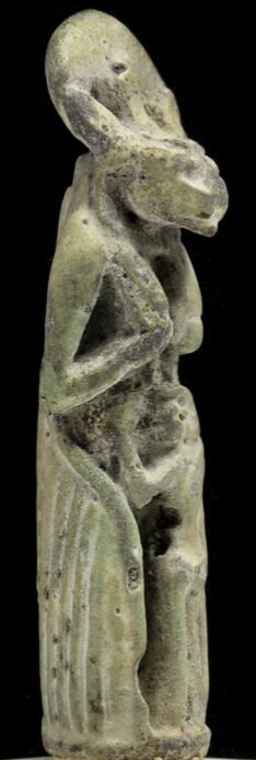 Unusual suckling goddesses - Faded green glazed composition Unusual suckling goddesses - Faded green glazed composition