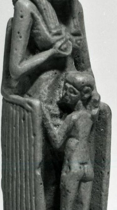 Unusual suckling goddesses - Green glazed broken composition